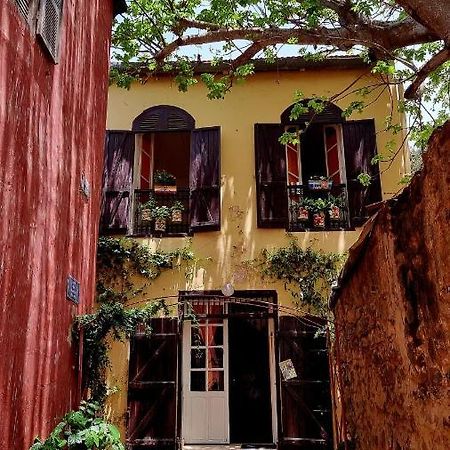Chez Coumbis Bed & Breakfast Đảo Gorée Ngoại thất bức ảnh