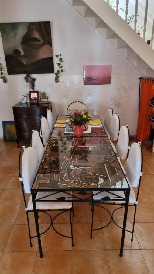 Chez Coumbis Bed & Breakfast Đảo Gorée Ngoại thất bức ảnh